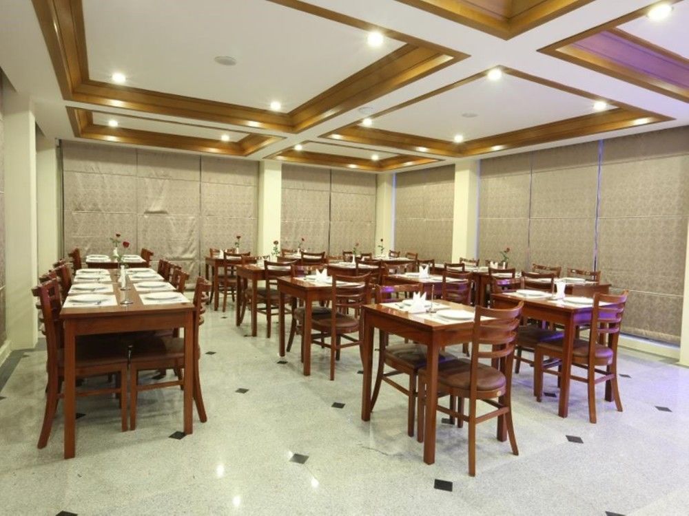 יאנגון Hotel Royal King מראה חיצוני תמונה